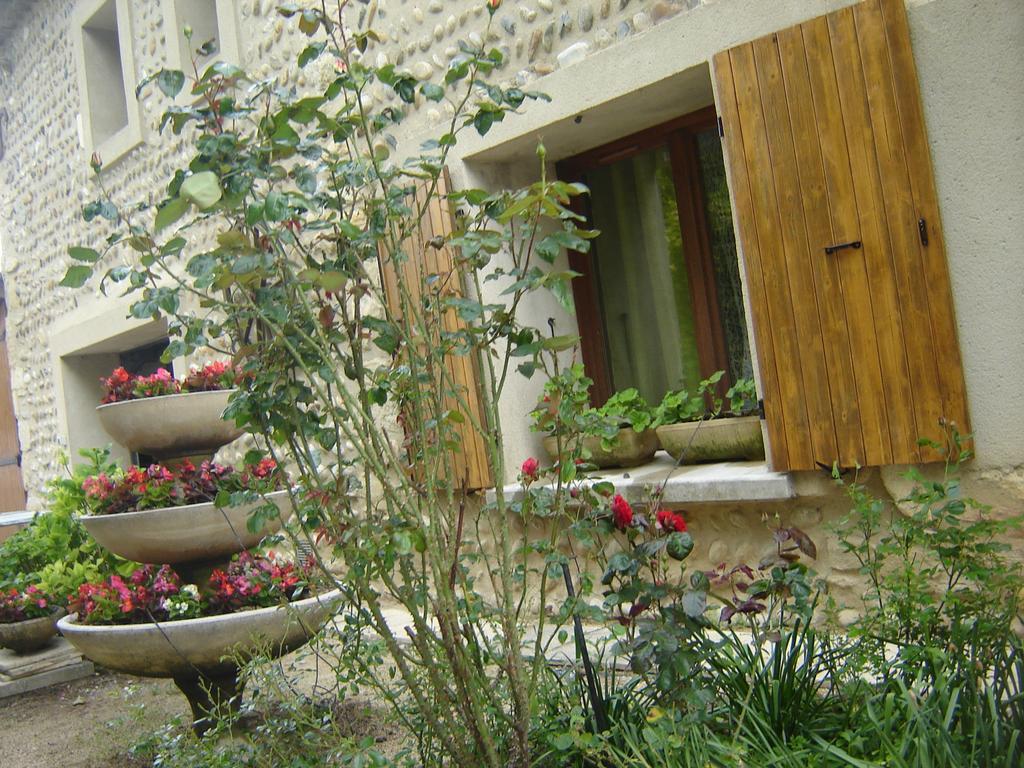 Bed and Breakfast Les Galets D'Evelyne Etoile-sur-Rhone Экстерьер фото